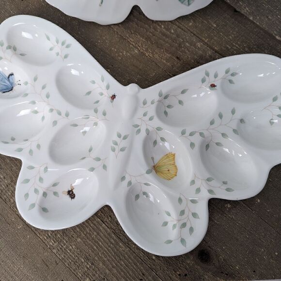 Lenox Butterfly Meadow Egg Platter Butterfly shape and Trivet set - Picture 5 of 7